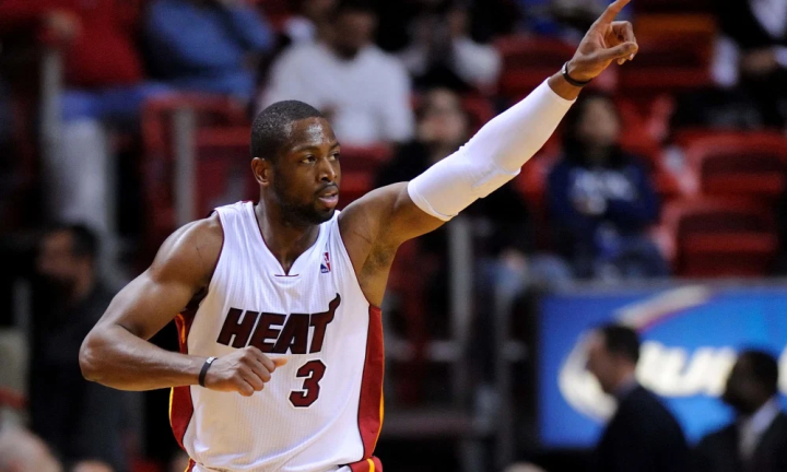 拜仁慕尼黑赛后绝杀压哨,志在NBA总决赛名次提升,引发热议,临场指挥获称赞的简单介绍 拜仁慕尼黑赛后绝杀压哨,志在NBA总决赛名次提升,引发热议,临场指挥获称赞的简单介绍